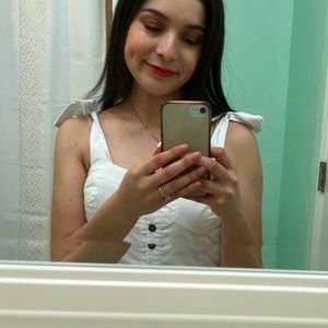 Meet your Posher, Crystal